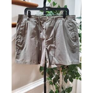 Sonoma Women's Solid Gray Cotton Pull On Mid Rise Straight Fit Bermuda Short 16